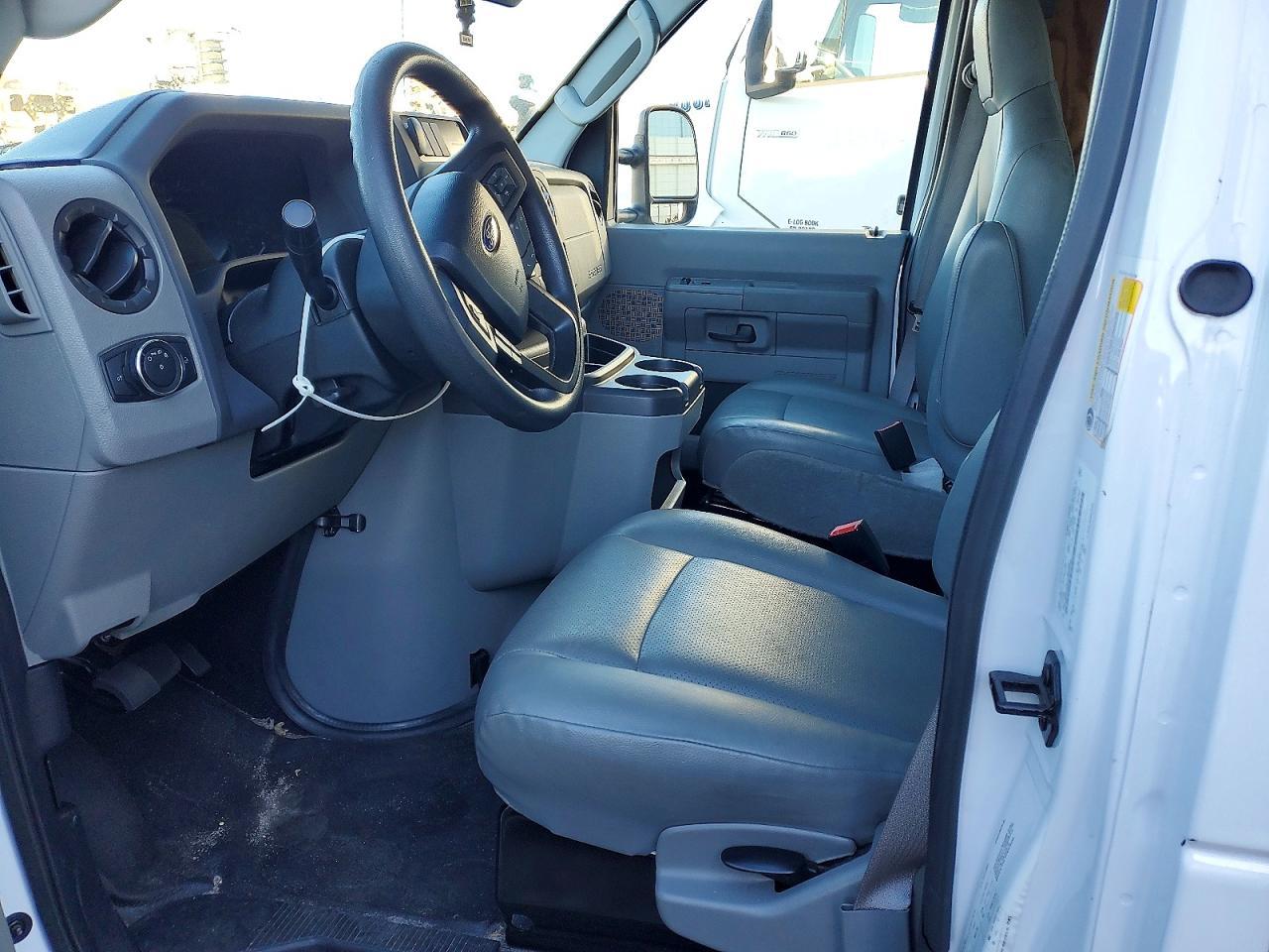 2023 Ford E350 BOX Truck