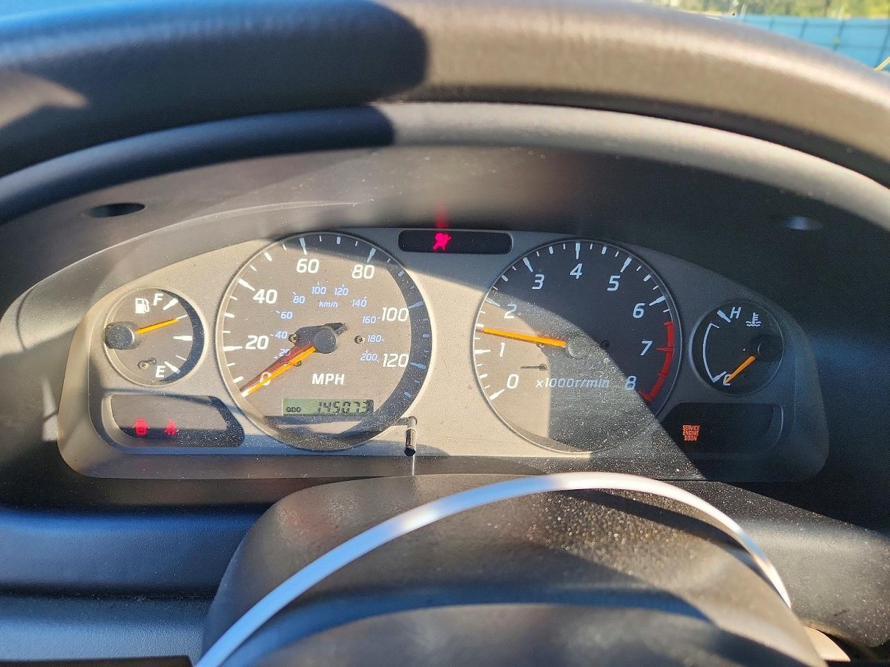 2001 Nissan Sentra xe