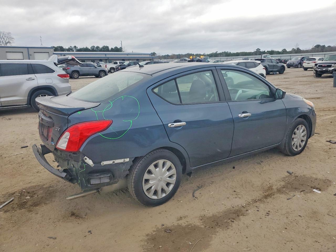 2016 Nissan Versa