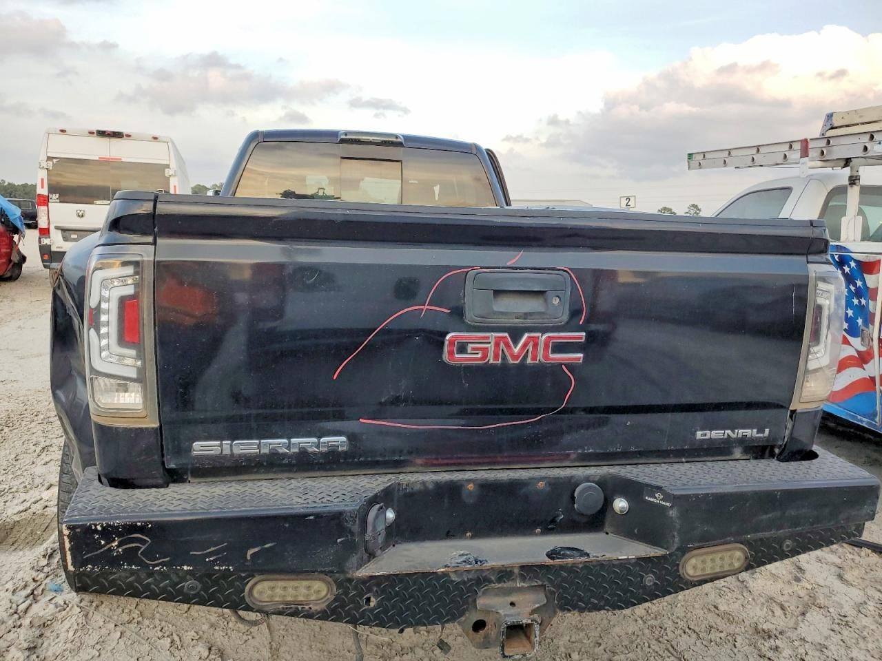 2015 GMC Sierra K3500 Denali