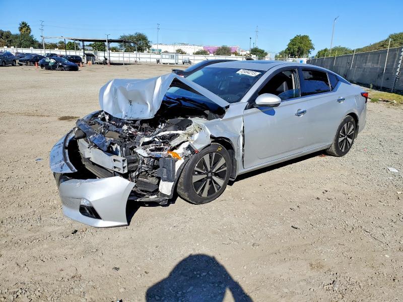 2020 Nissan Altima