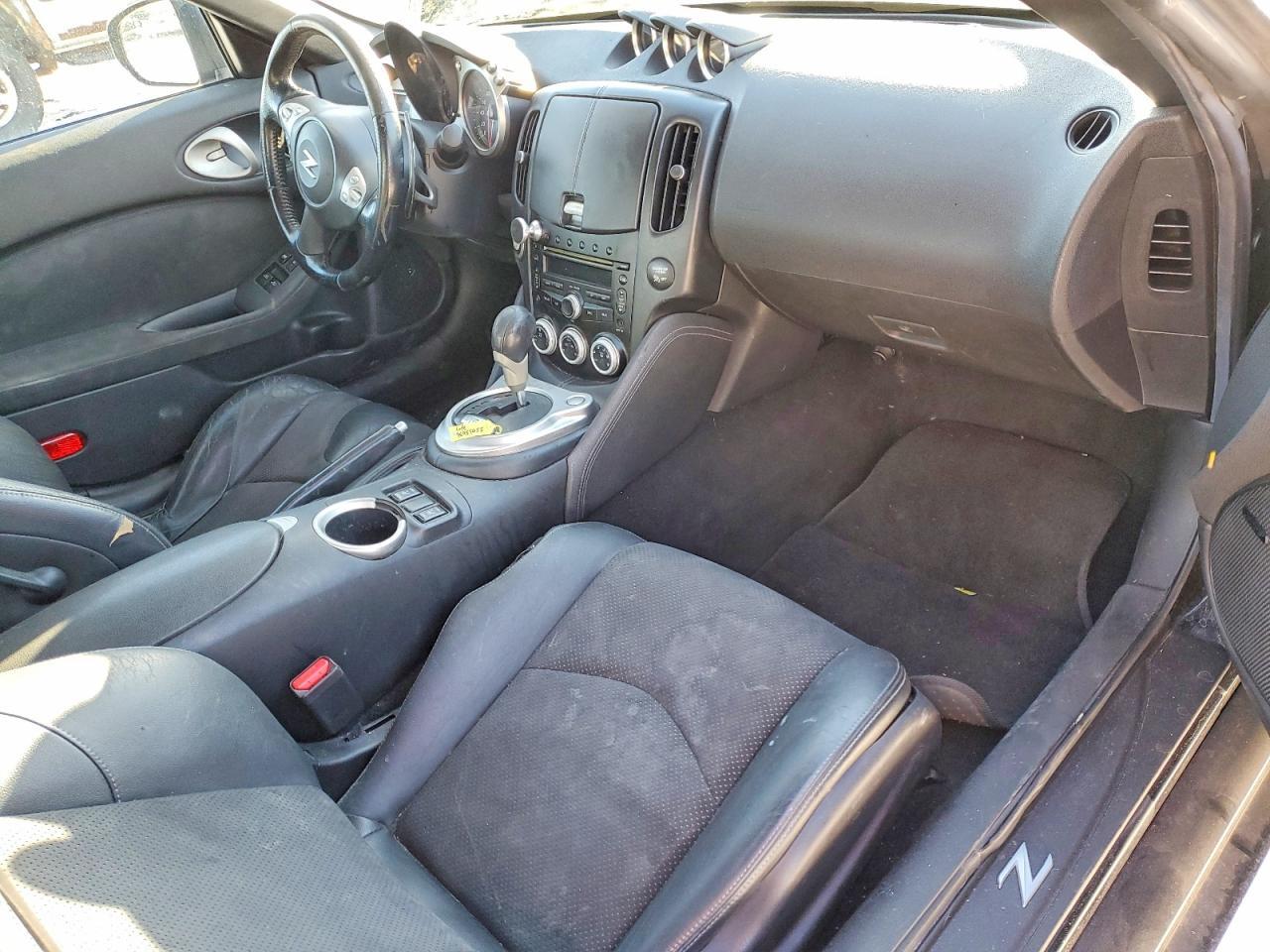 2012 Nissan 370z Base