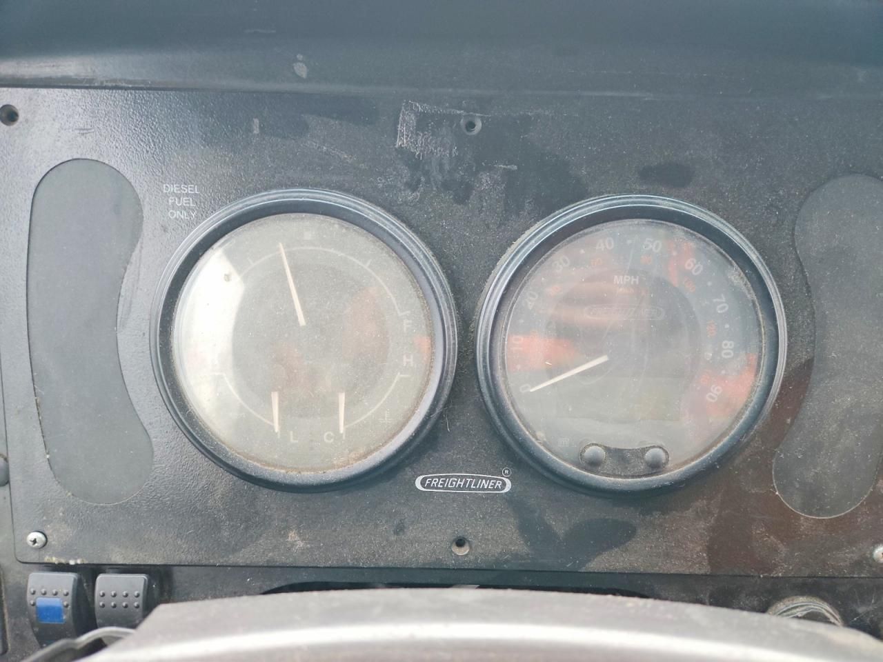 2006 Freightliner MT45 Chassis Delivery Truck