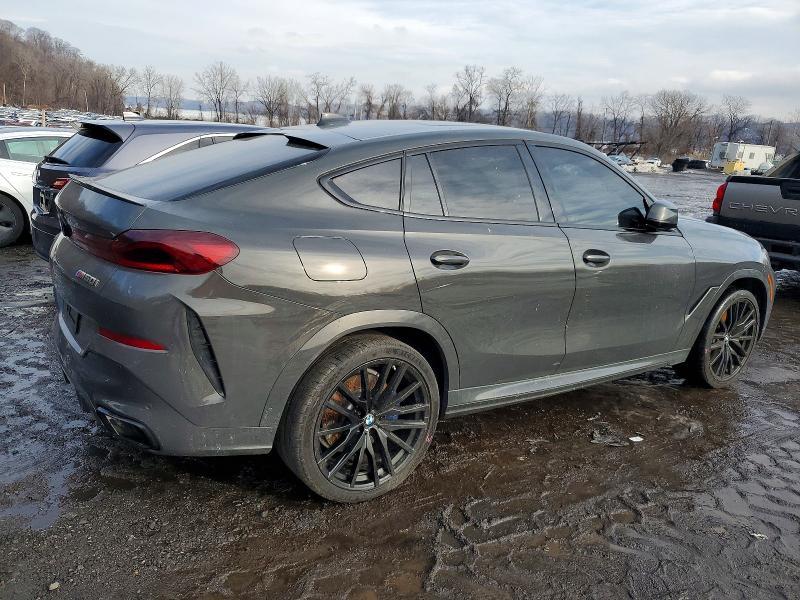 2022 BMW X6 M50i