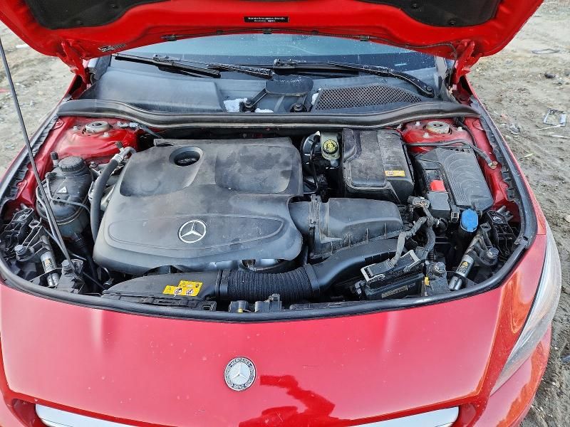 2015 Mercedes-Benz Cla 250