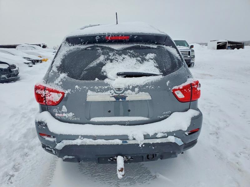 2017 Nissan Pathfinder s