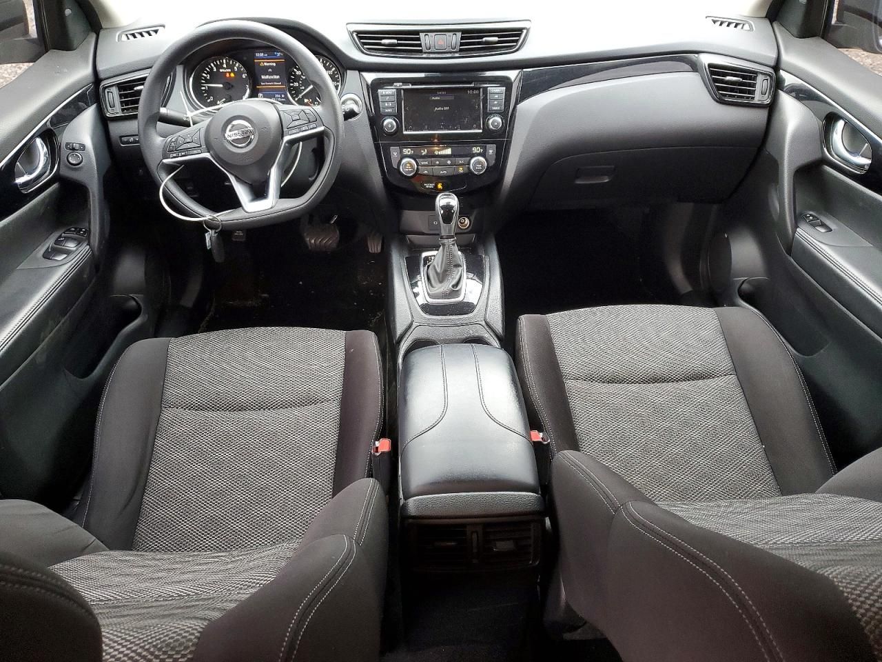 2020 Nissan Rogue Sport s