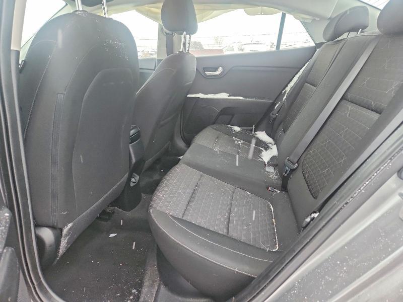 2021 KIA Rio lx