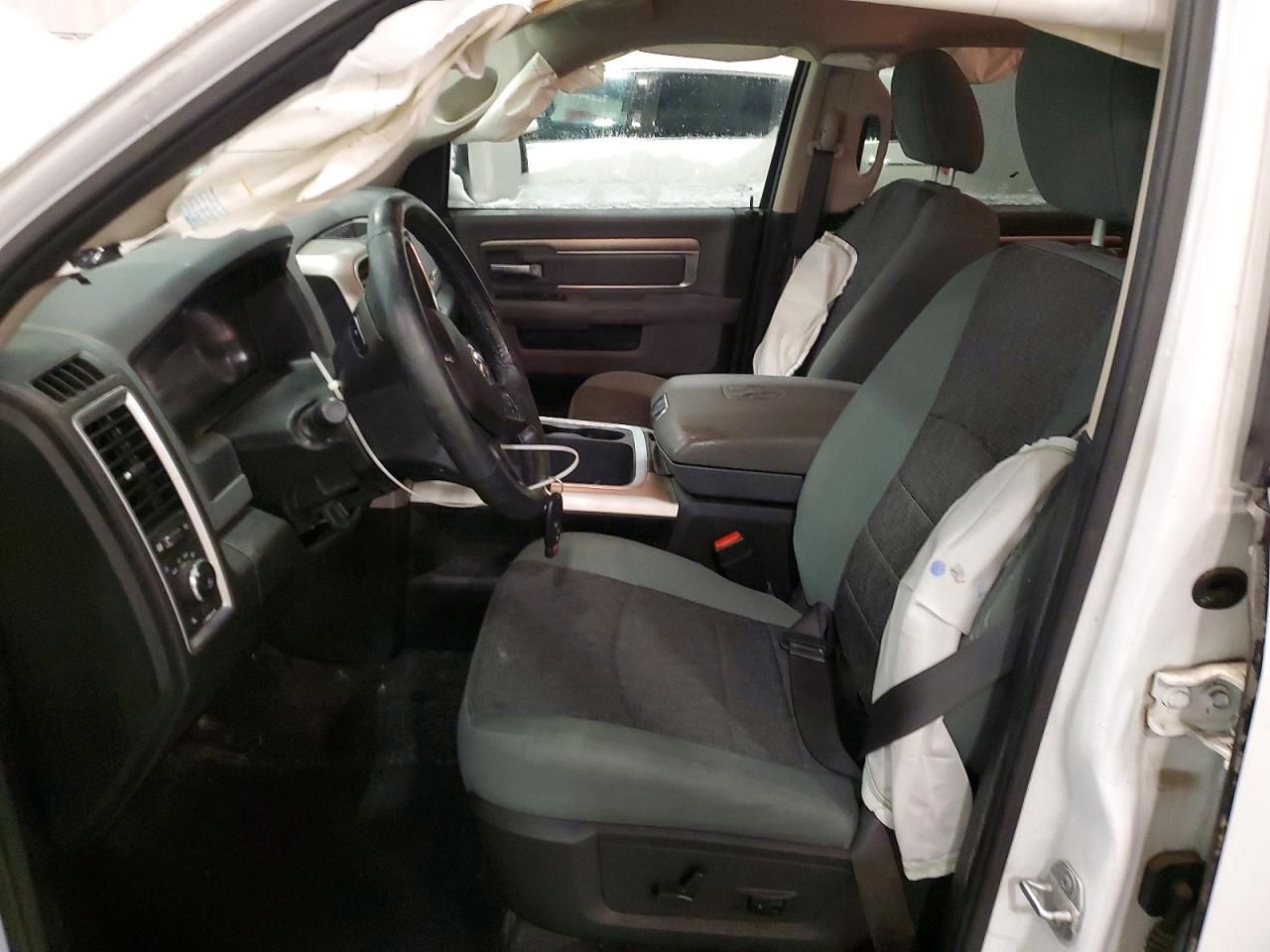 2019 Dodge Ram 1500 Classic slt