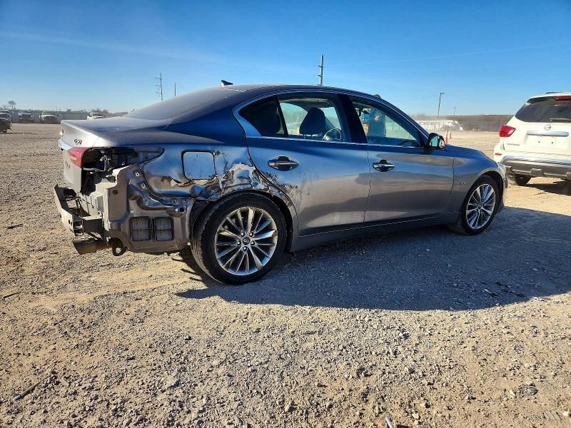 2018 Infiniti Q50 Luxe