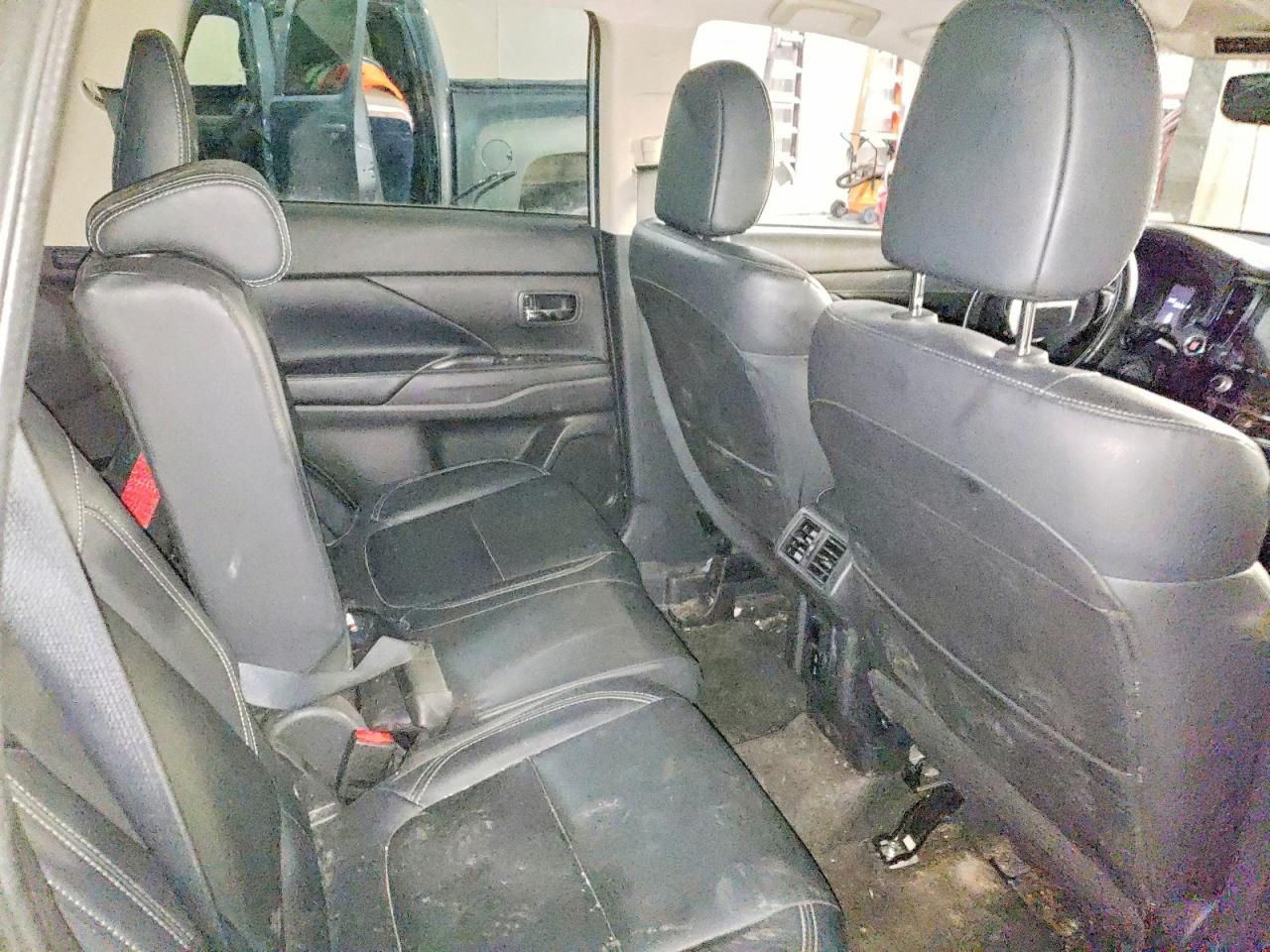 2020 Mitsubishi Outlander se