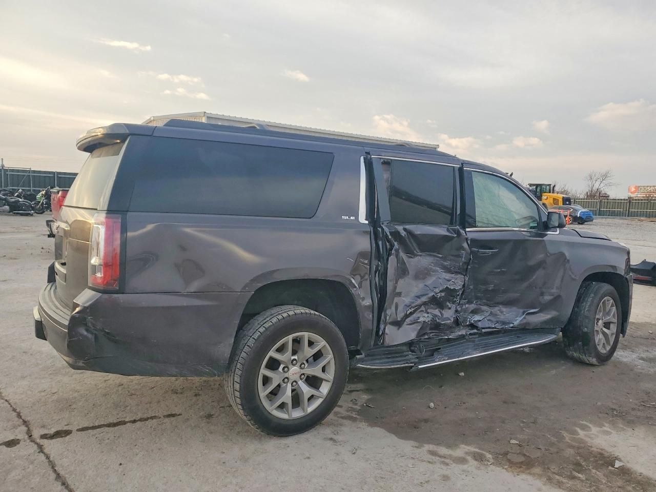 2017 GMC Yukon xl K1500 sle