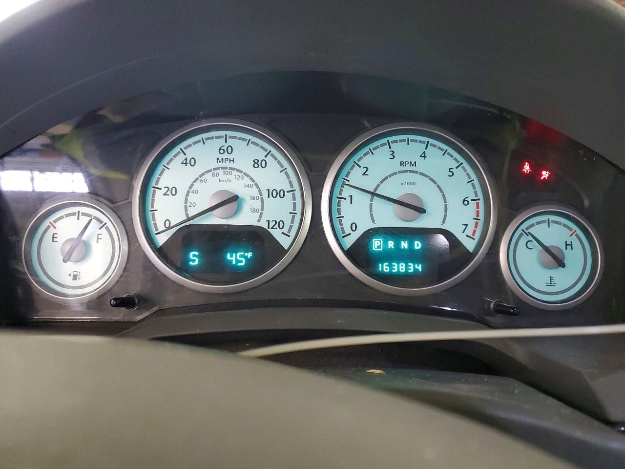 2010 Chrysler Town & Country Touring