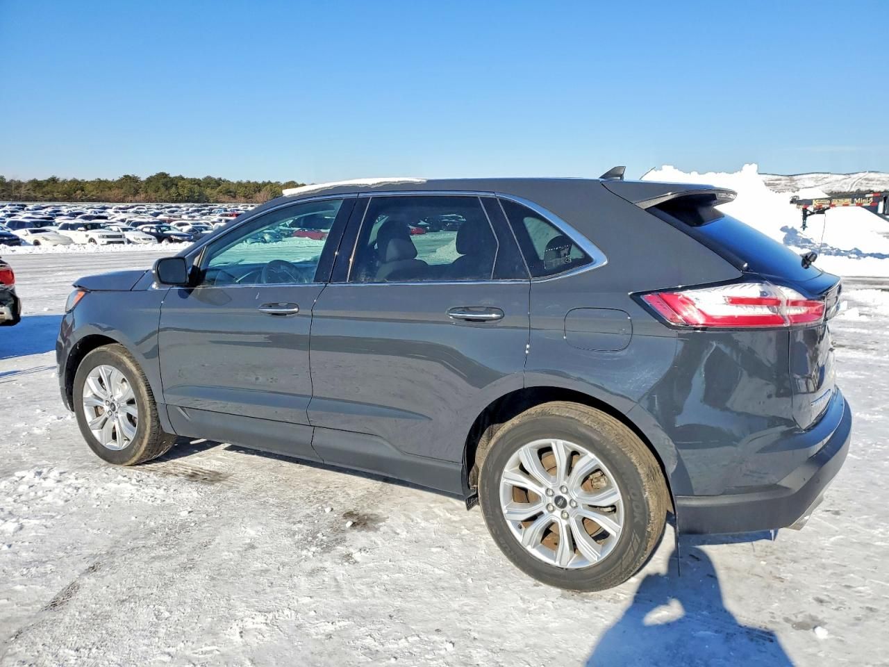 2021 Ford Edge Titanium