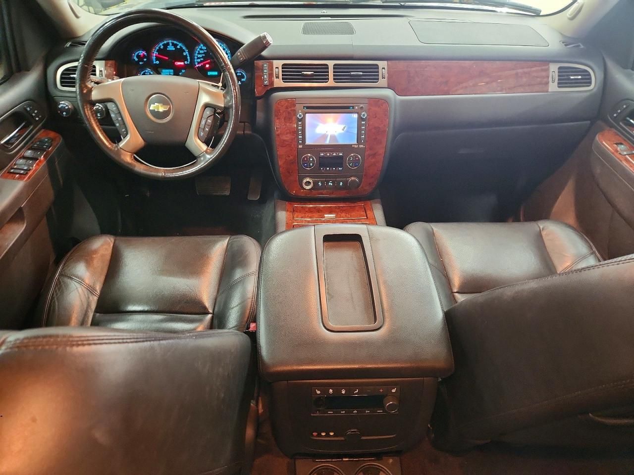 2013 Chevrolet Suburban K1500 ltz