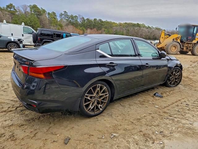 2025 Nissan Altima sr