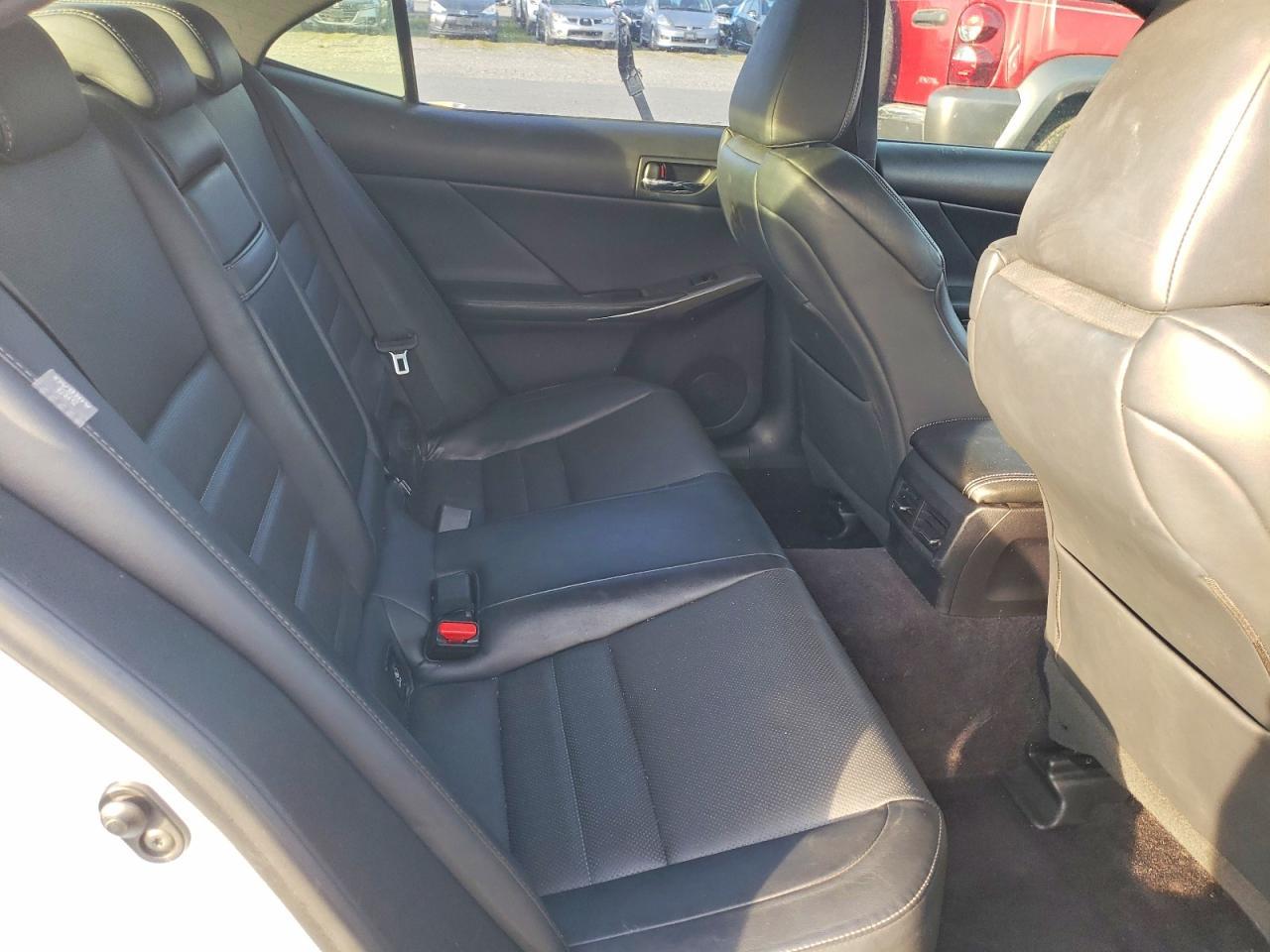 2014 Lexus IS