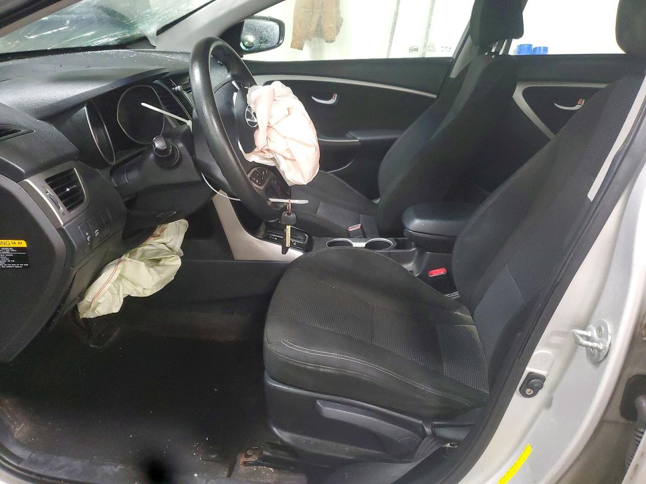2013 Hyundai Elantra gt Base