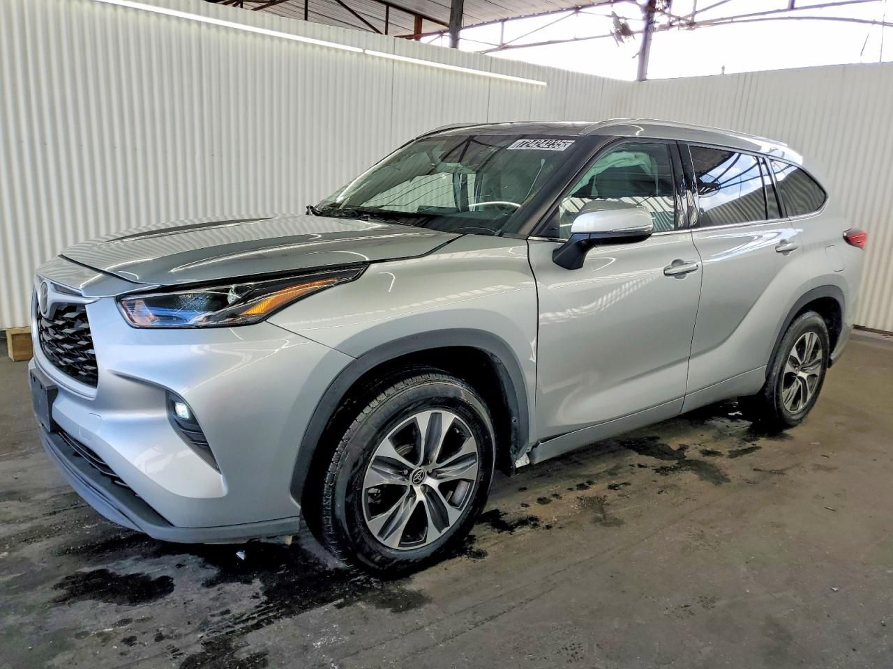 2022 Toyota Highlander xle
