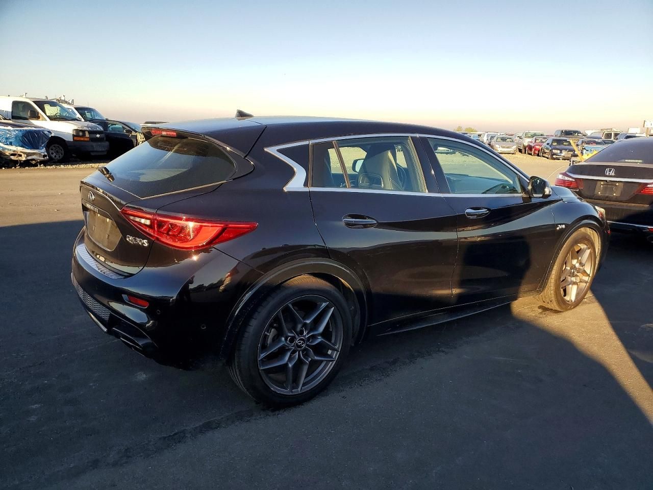 2018 Infiniti Qx30 Base