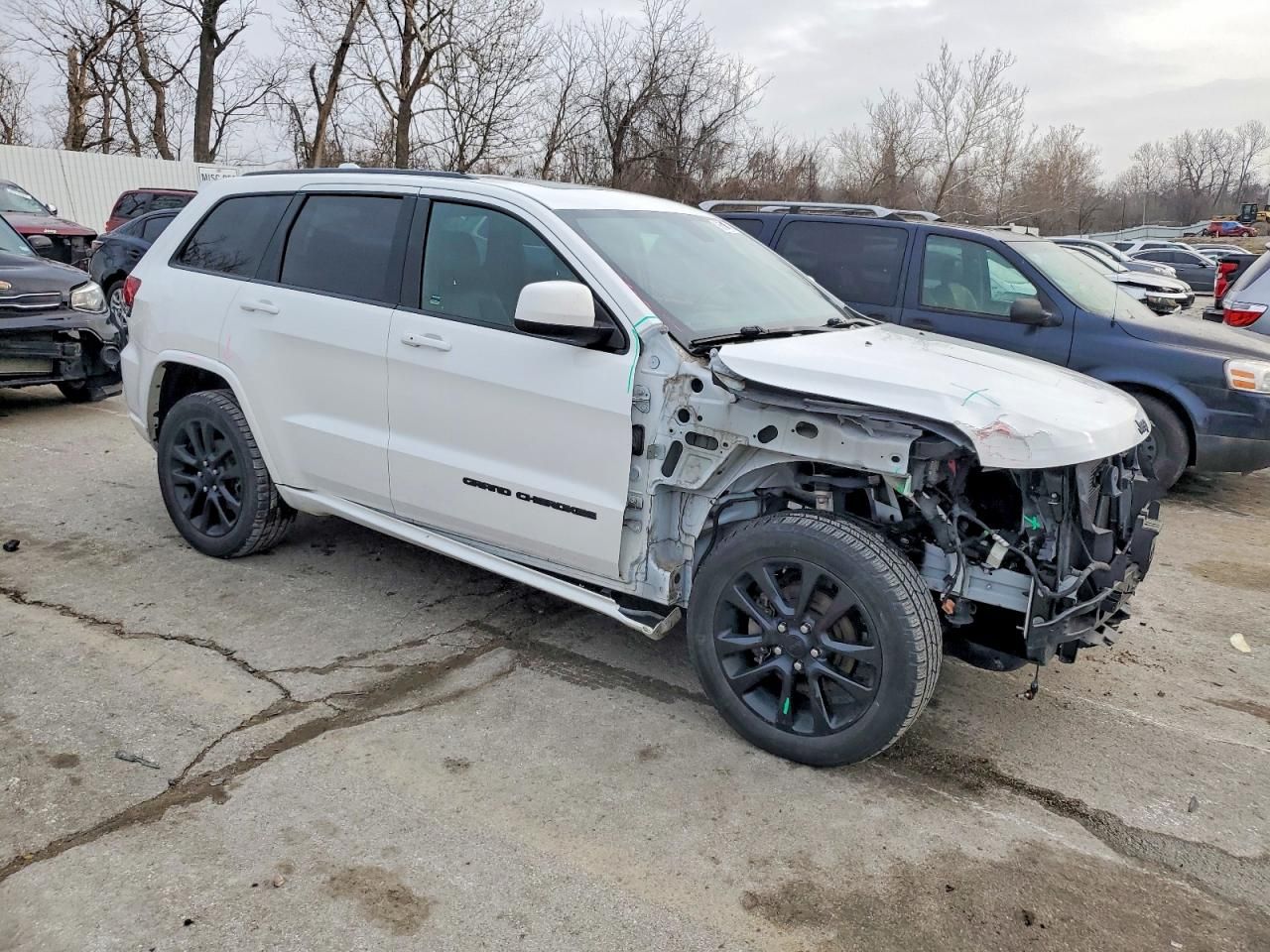 2020 Jeep Grand Cherokee Laredo