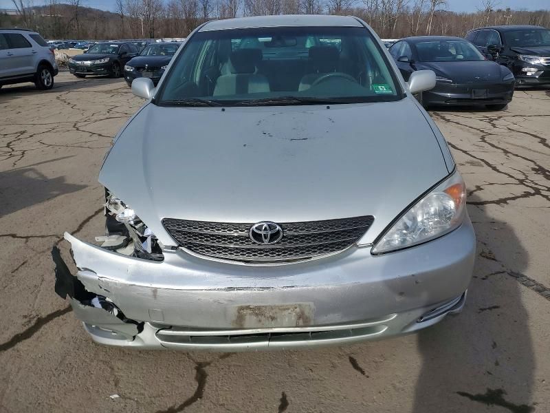 2003 Toyota Camry le