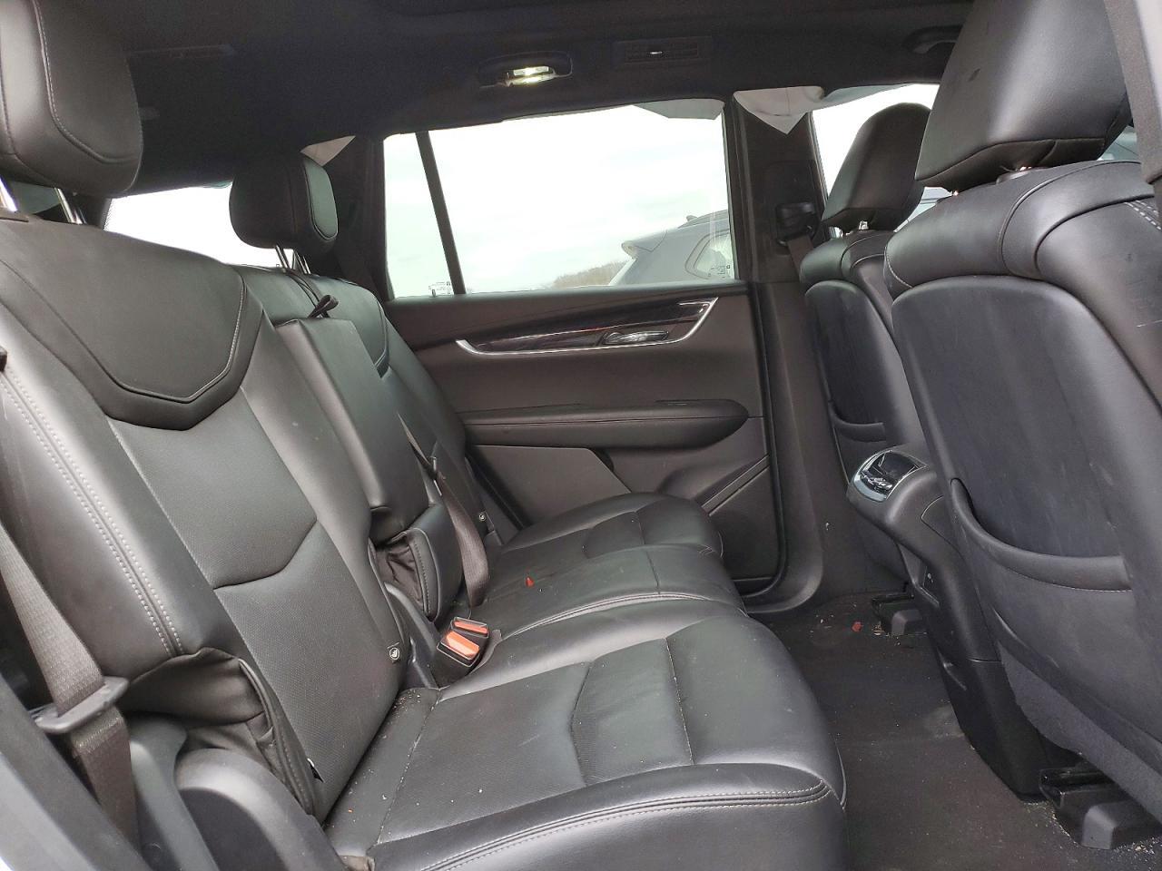 2021 Cadillac XT6 Premium Luxury