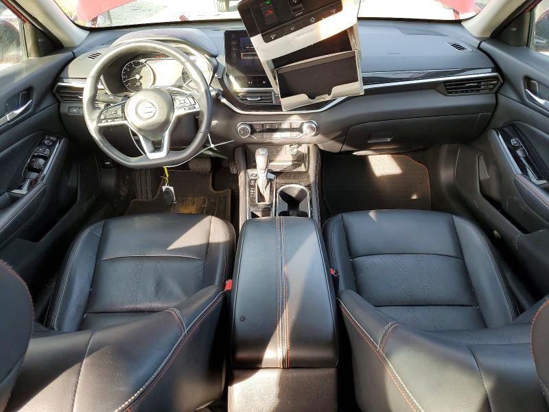 2024 Nissan Altima sr