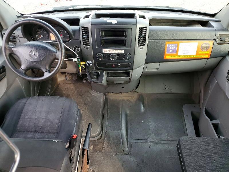 2014 Mercedes-Benz 2014 Mercedes Benz Sprinter 2500 Delivery van