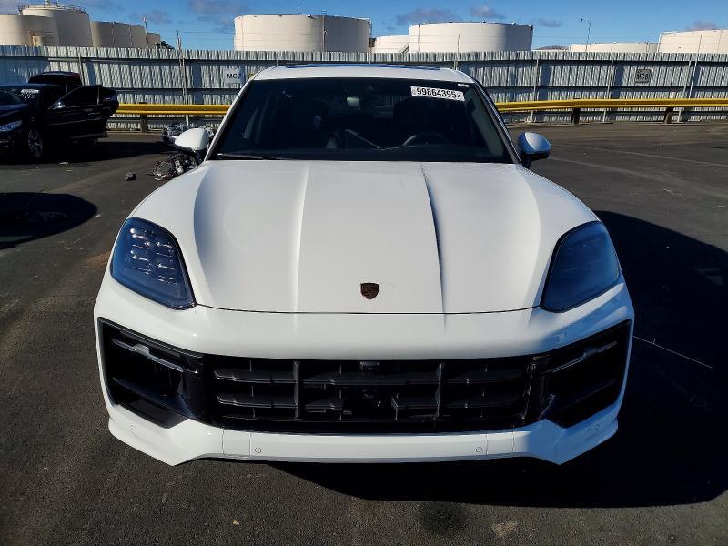 2025 Porsche Cayenne gts