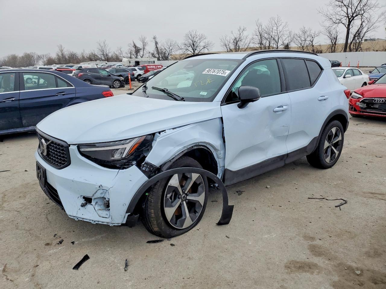 2025 Volvo Xc40 Plus