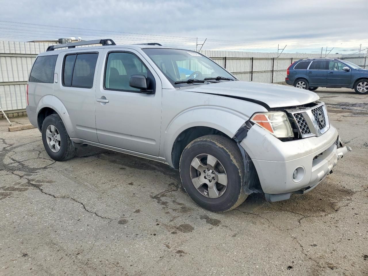 2005 Nissan Pathfinder le
