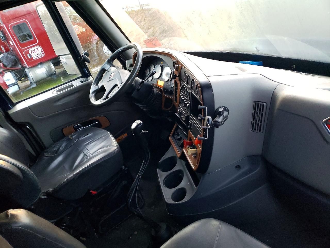 2014 International Prostar Semi Truck