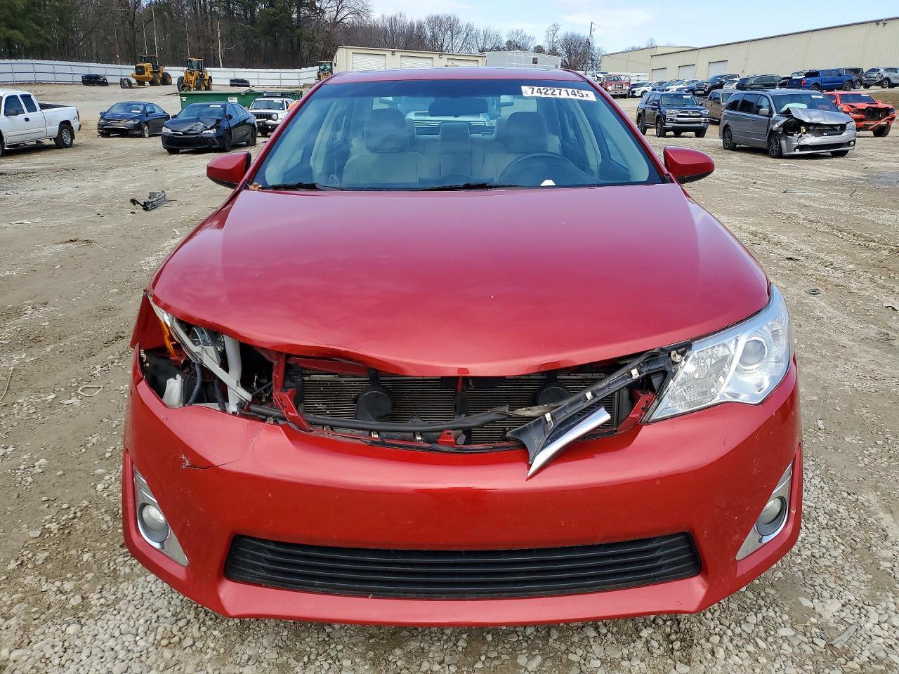 2013 Toyota Camry l