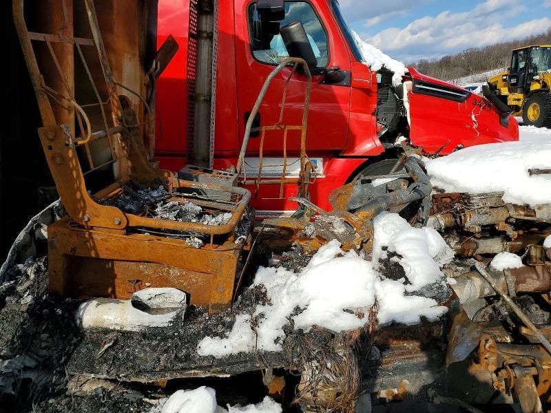 2020 Kenworth T880 Dump Truck