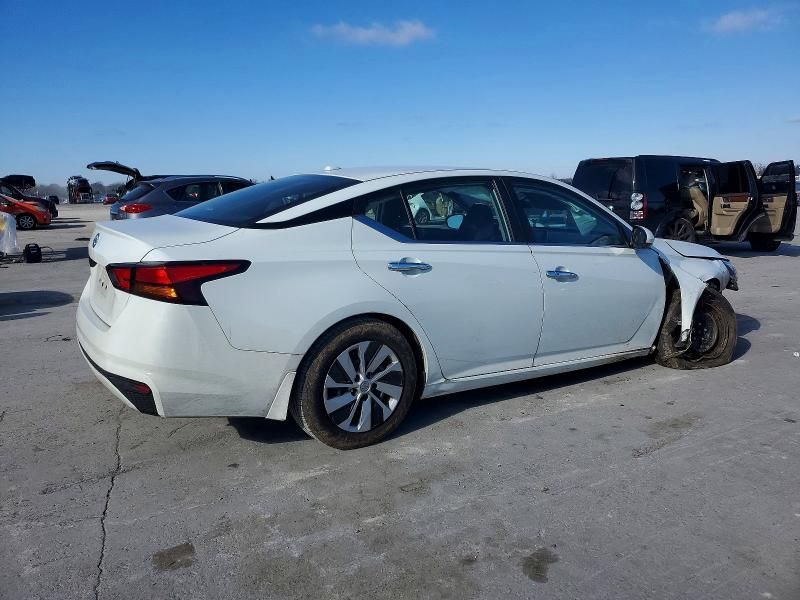 2019 Nissan Altima s