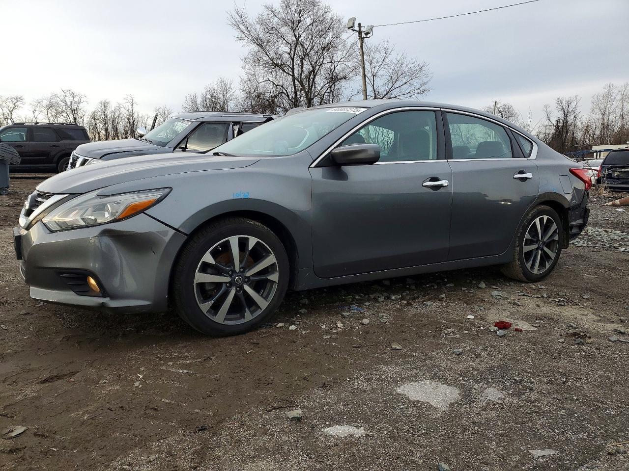2016 Niss Altima