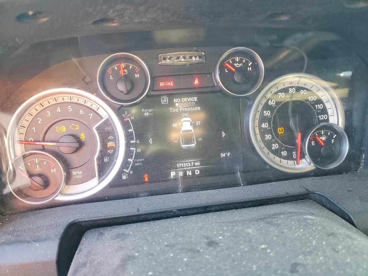 2015 Dodge Ram 1500 slt