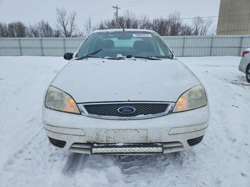 2005 Ford Focus ZX4