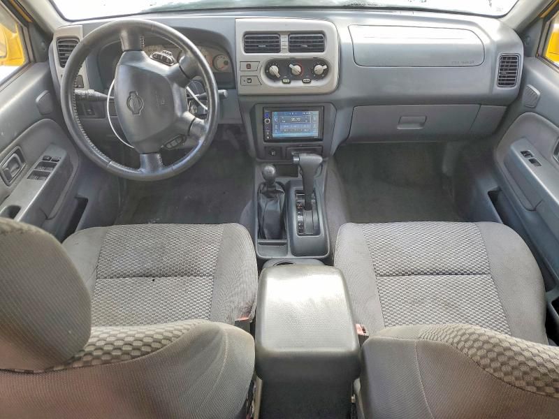 2001 Nissan Frontier Crew cab xe