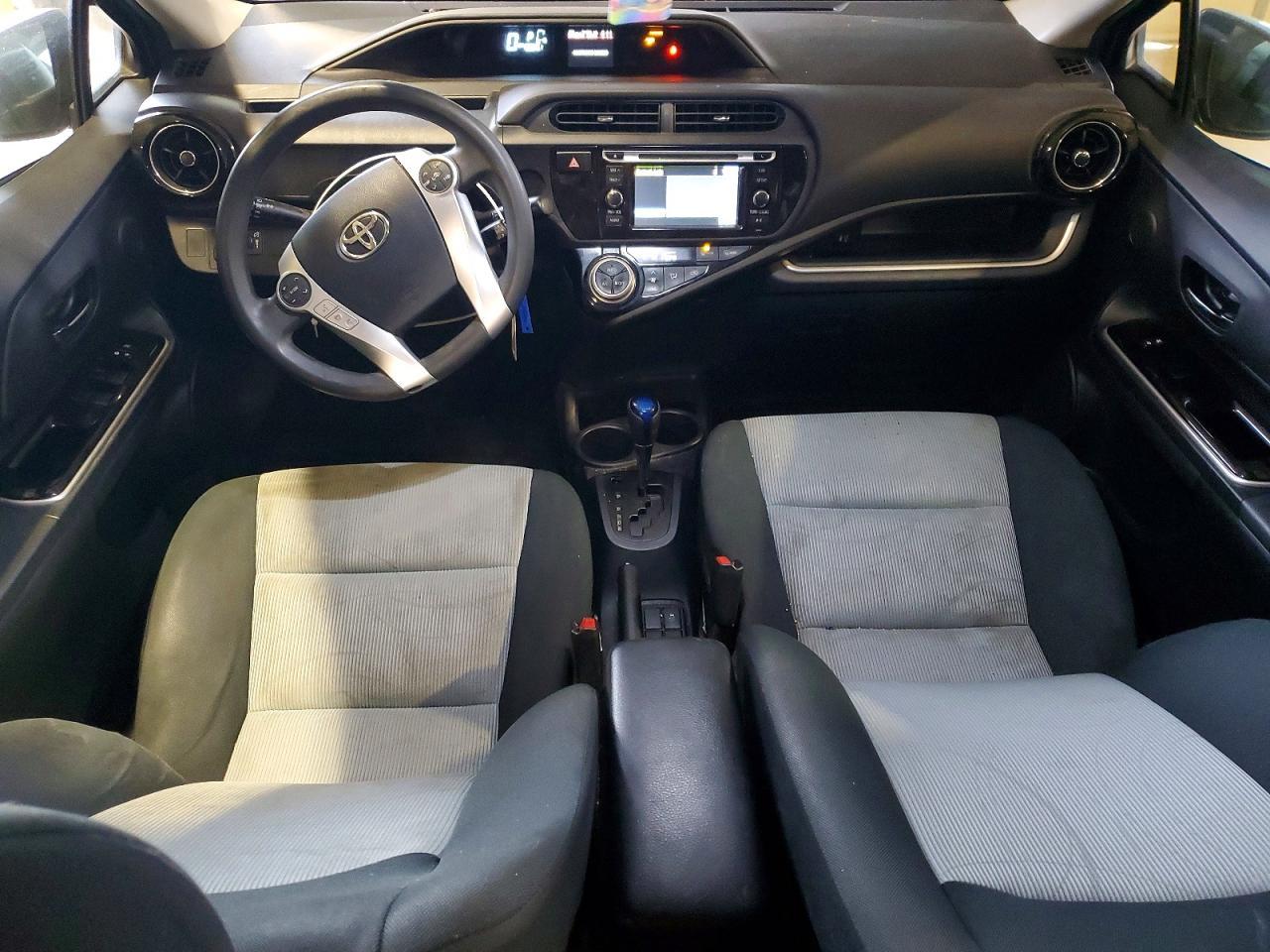 2015 Toyota Prius c