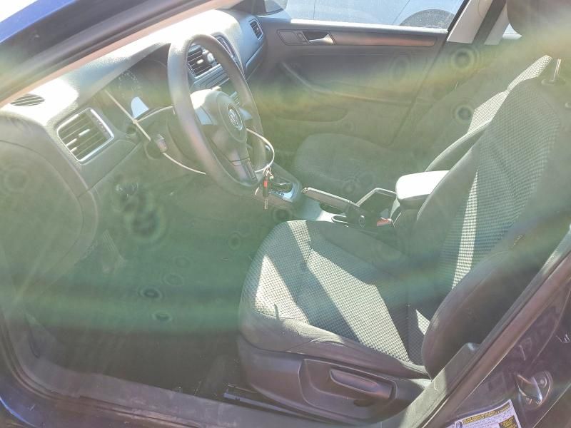 2013 Volkswagen Jetta Base