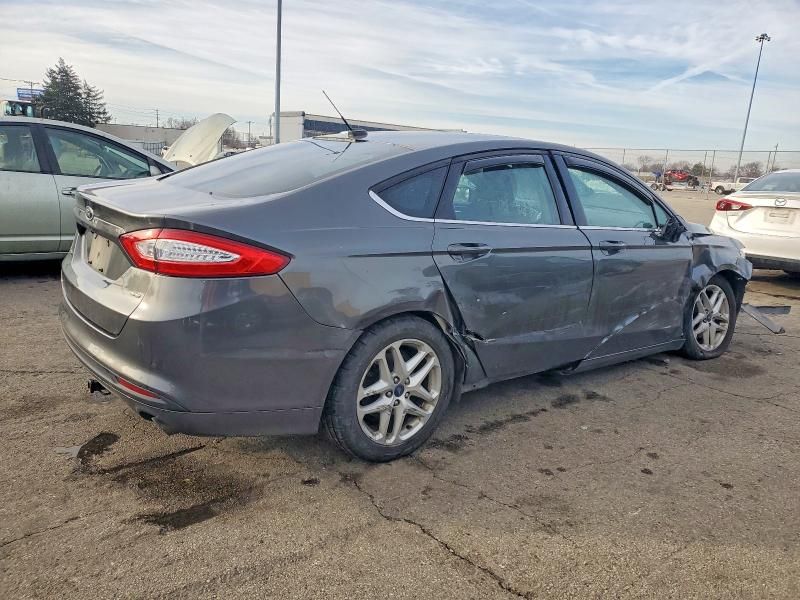 2016 Ford Fusion se