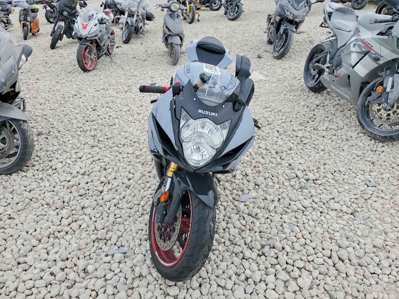 2023 Suzuki GSX-R750