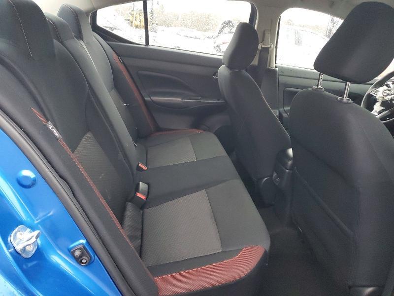2024 Nissan Versa sr