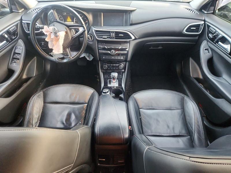 2017 Infinity Qx30 Premium