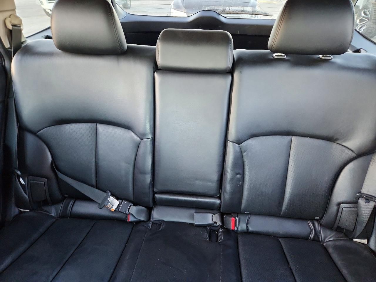 2010 Subaru Outback 2.5i Limited