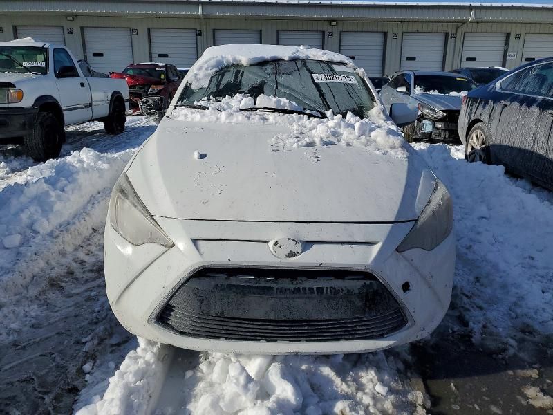 2017 Toyota Yaris ia