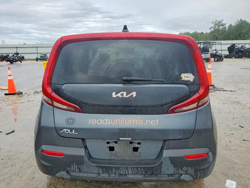 2022 KIA Soul lx