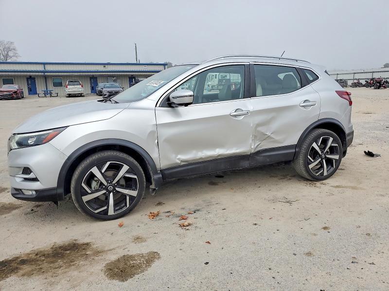 2022 Nissan Rogue Sport sl